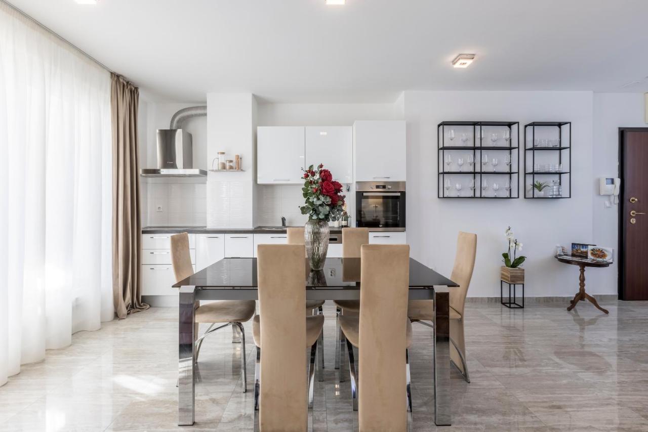 Luxury Rooftop Apartment Zalato Split Exteriör bild